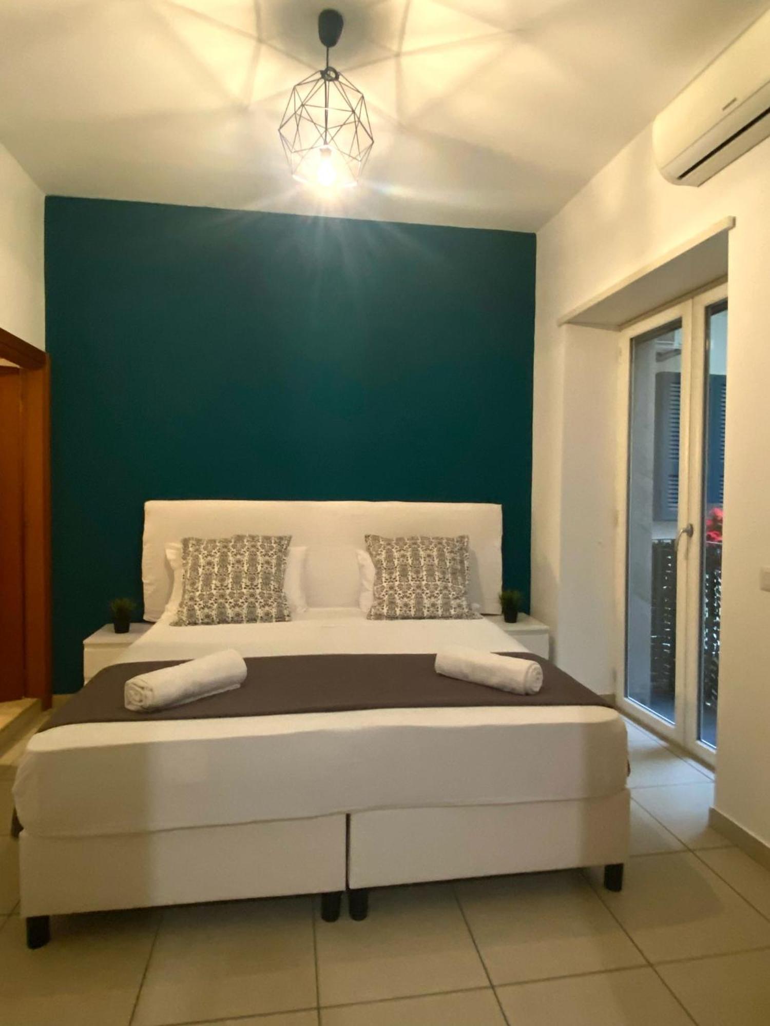 Duomo Bed & Breakfast Naples